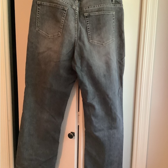 Gently used jeans by Coldwater Creek - Picture 3 of 3